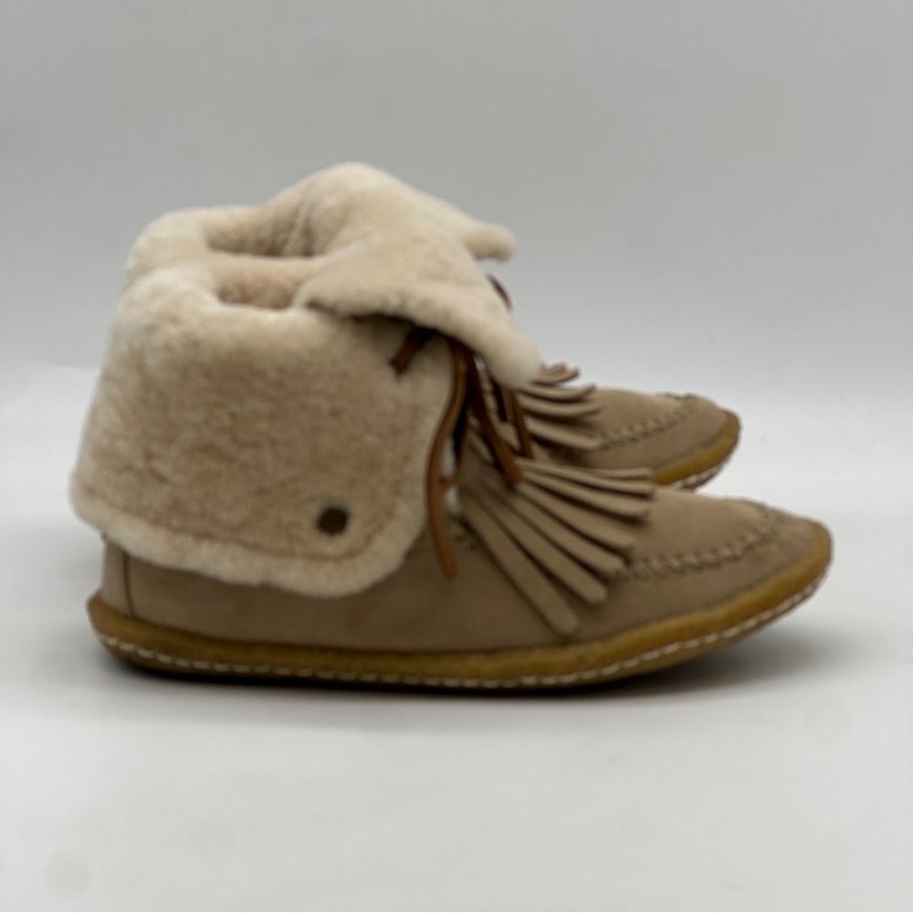 Tory Burch Suede Tassel Accent Lace-up Boots. Size 7